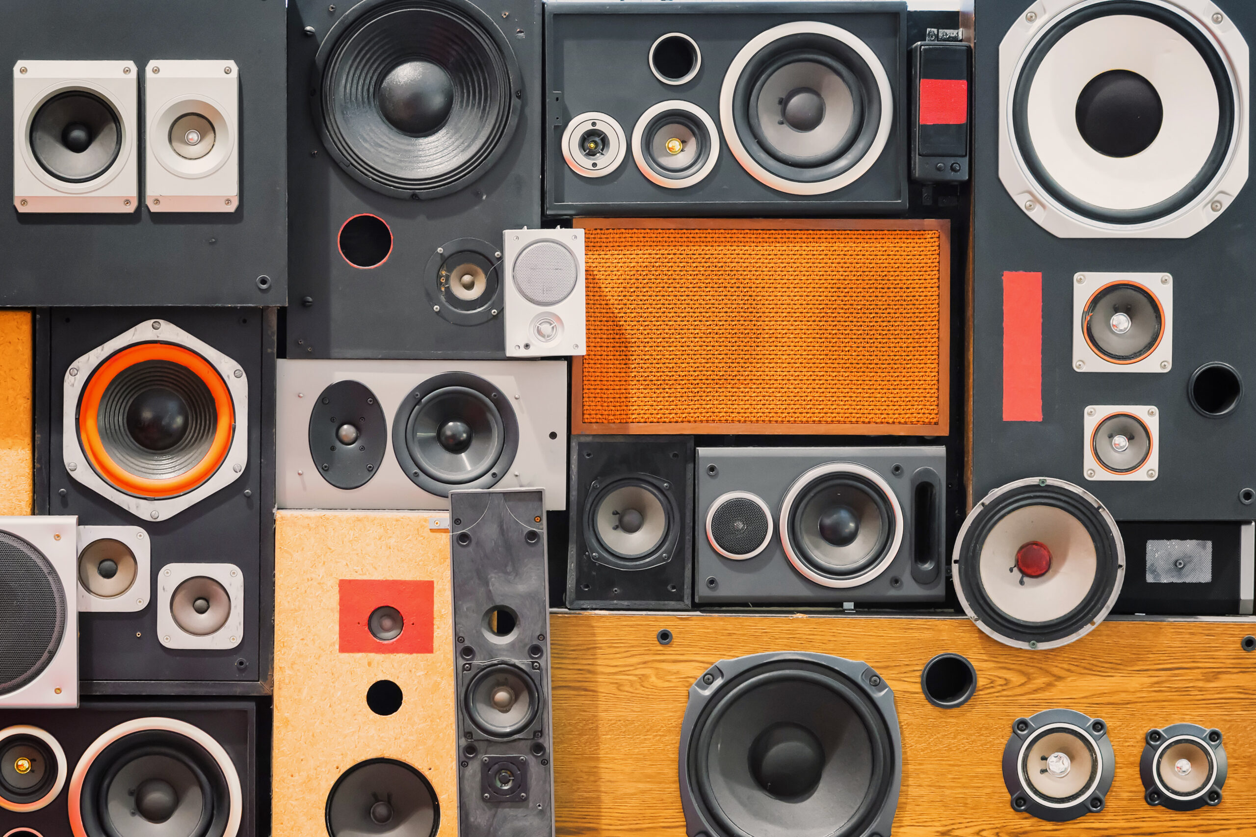 wall of retro vintage style Music sound speakers